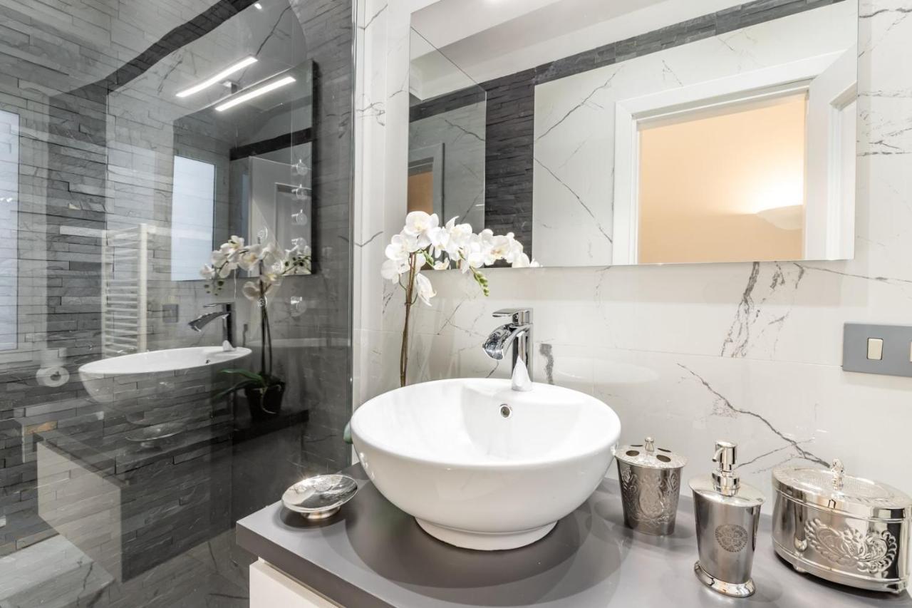 Trevi Luxury Apartment Jacuzzi Rom Exterior foto
